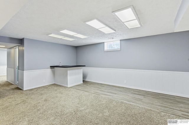 3629 S 107th Avenue Circle, Omaha, NE 68124