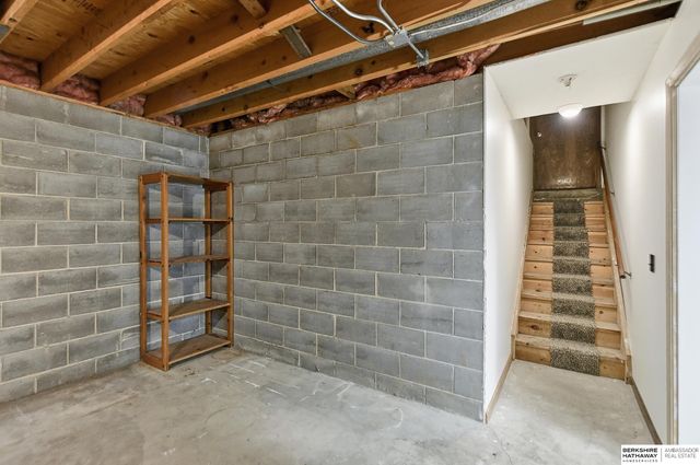 3629 S 107th Avenue Circle, Omaha, NE 68124