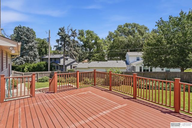 3629 S 107th Avenue Circle, Omaha, NE 68124