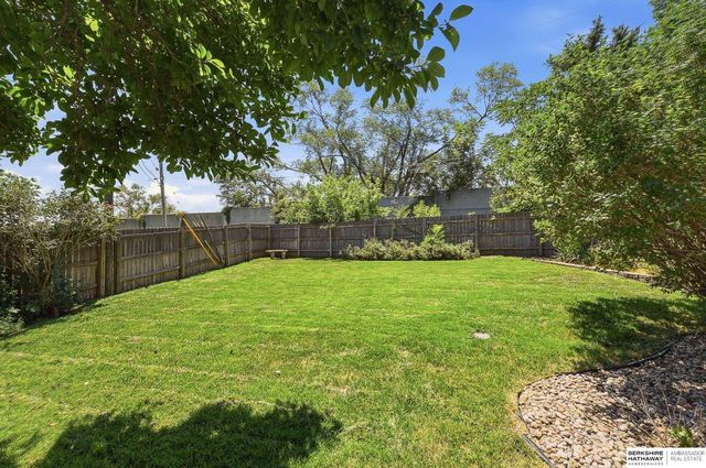 3629 S 107th Avenue Circle, Omaha, NE 68124