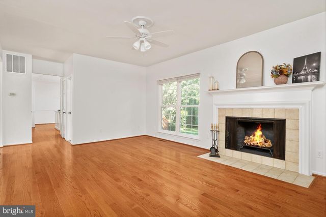 8550 YODER ST, Manassas, VA 20110