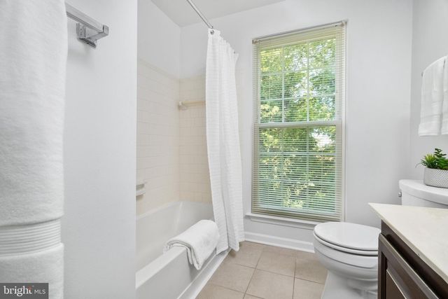 8550 YODER ST, Manassas, VA 20110