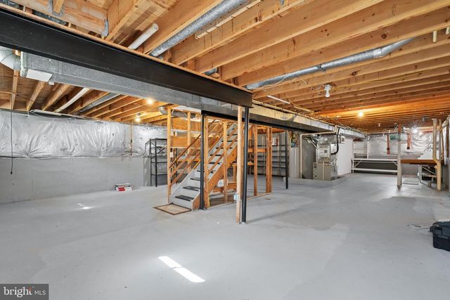 8550 YODER ST, Manassas, VA 20110
