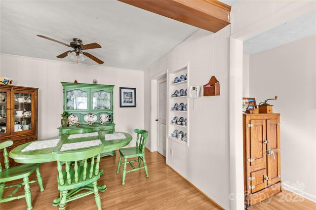 940 Meadowlane Drive NW, Lenoir, NC 28645