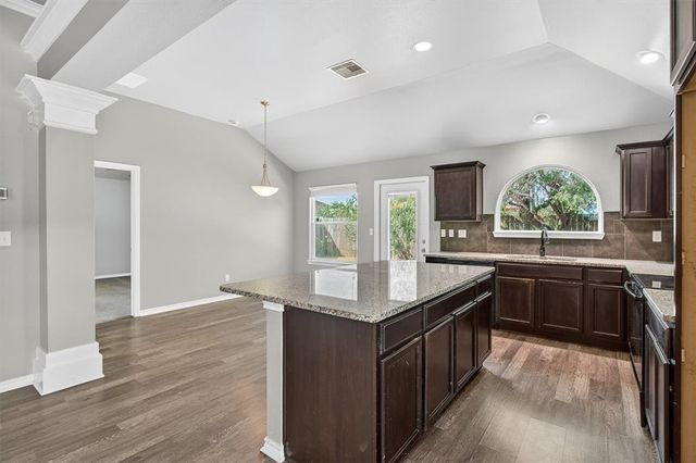 7317 Kolda Dr, Corpus Christi, TX 78414