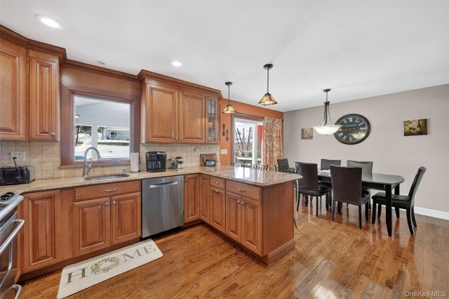 4 Adams Drive, Stony Point, NY 10980