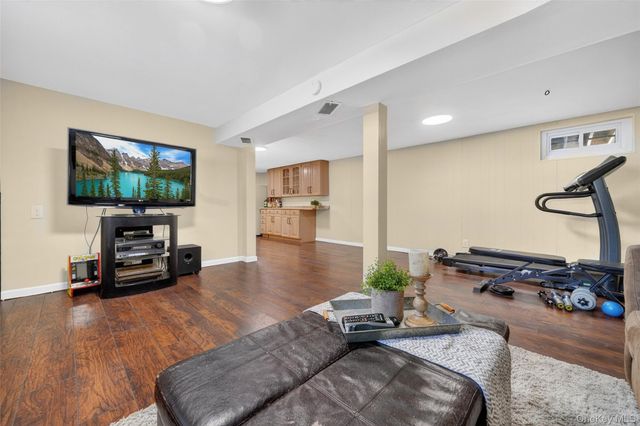 4 Adams Drive, Stony Point, NY 10980