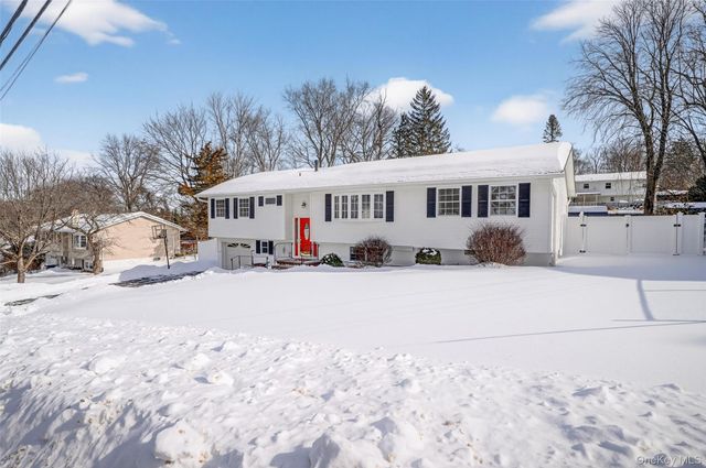 4 Adams Drive, Stony Point, NY 10980