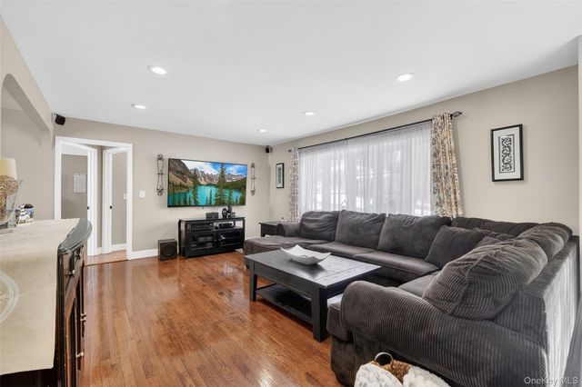 4 Adams Drive, Stony Point, NY 10980