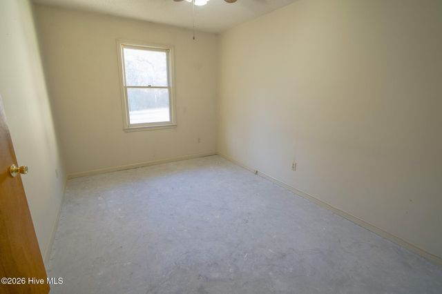 1287 Mount Pleasant Road, Swansboro, NC 28584