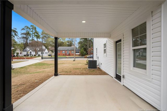 1406 HilltopAve, Fayetteville, NC 28305