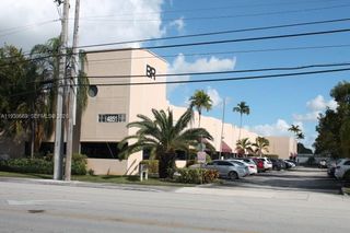 4851 NW 79th Ave, Doral, FL 33166