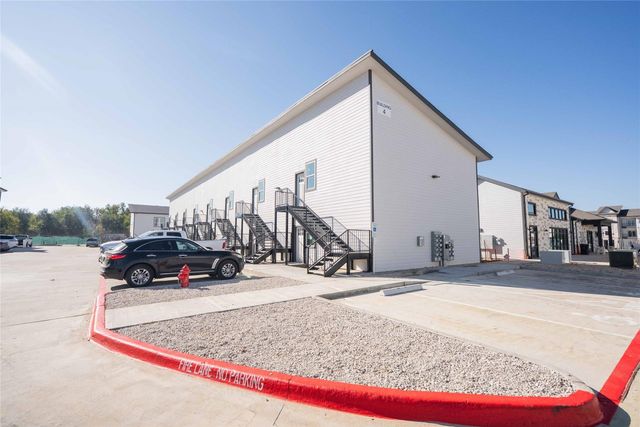 2101 Renike Road 6105, Waller, TX 77484