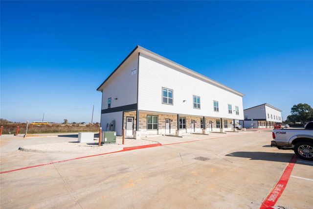 2101 Renike Road 6105, Waller, TX 77484