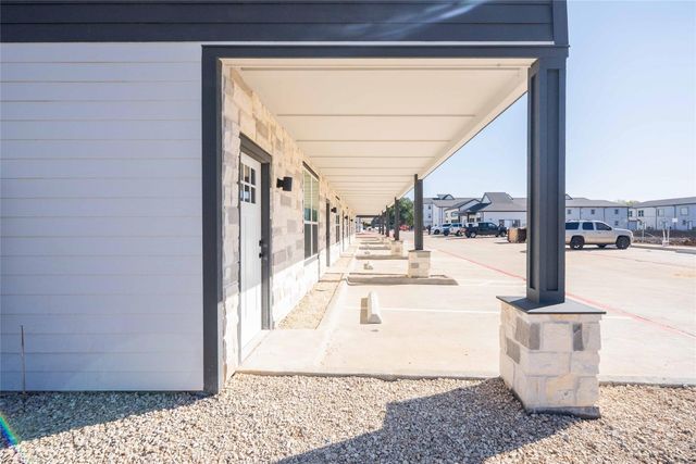 2101 Renike Road 6105, Waller, TX 77484
