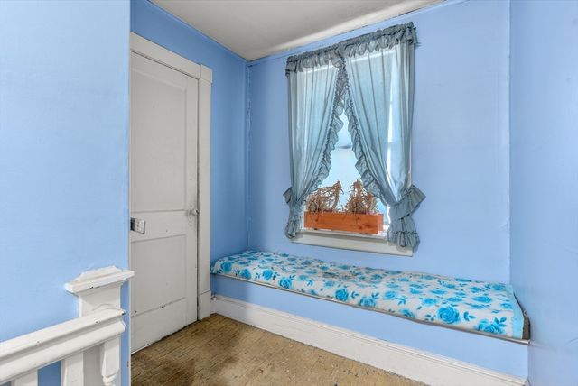 224 Riverdale St, West Springfield, MA 01089