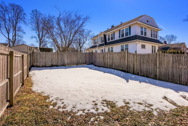 224 Riverdale St, West Springfield, MA 01089