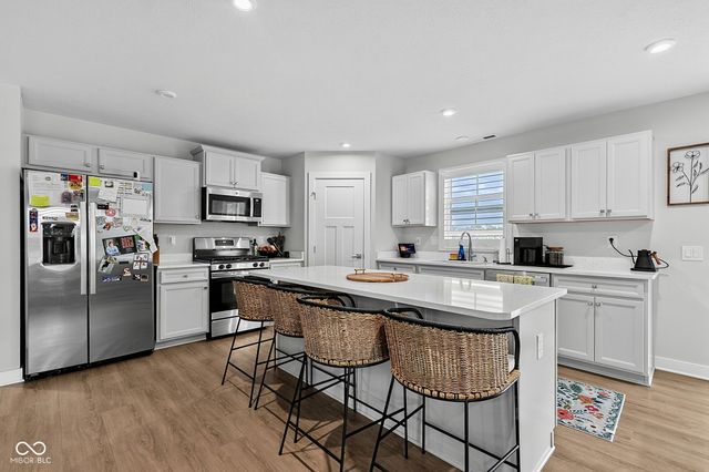 2733 Green Valley Drive, Lebanon, IN 46052