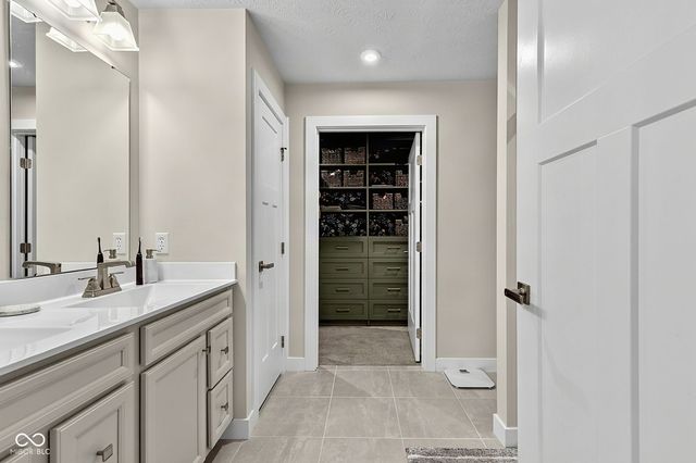 2733 Green Valley Drive, Lebanon, IN 46052
