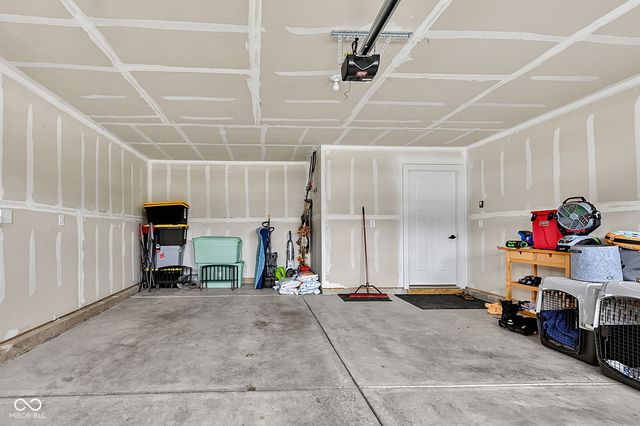 2733 Green Valley Drive, Lebanon, IN 46052