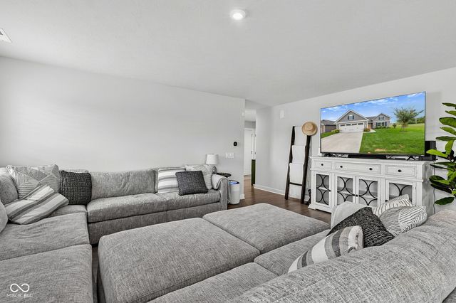 2733 Green Valley Drive, Lebanon, IN 46052
