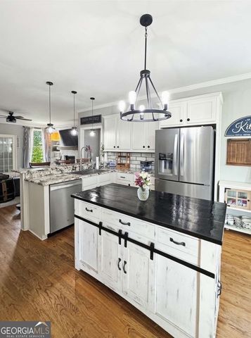 987 Woodbury Road, Canton, GA 30114