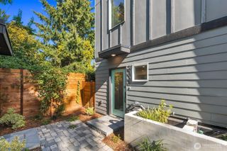 806 B S Rose Street, Seattle, WA 98108