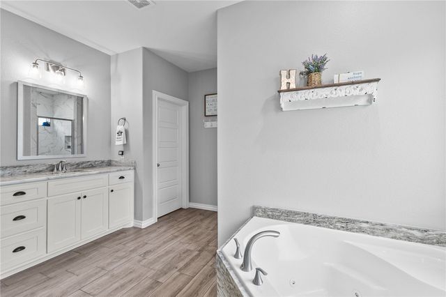 6730 Keyan Dr, Corpus Christi, TX 78414