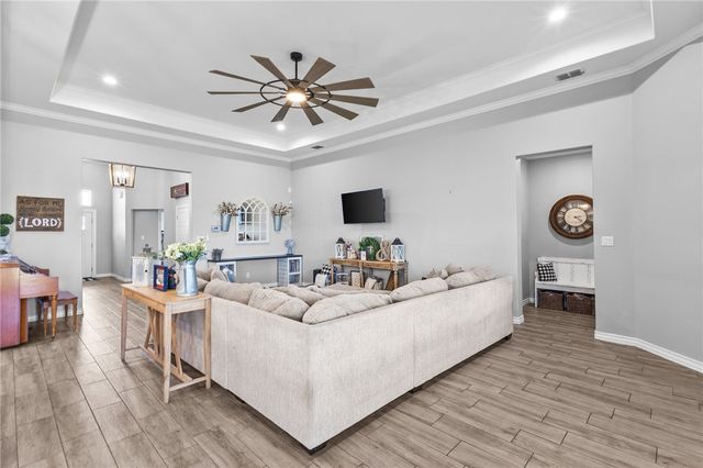 6730 Keyan Dr, Corpus Christi, TX 78414
