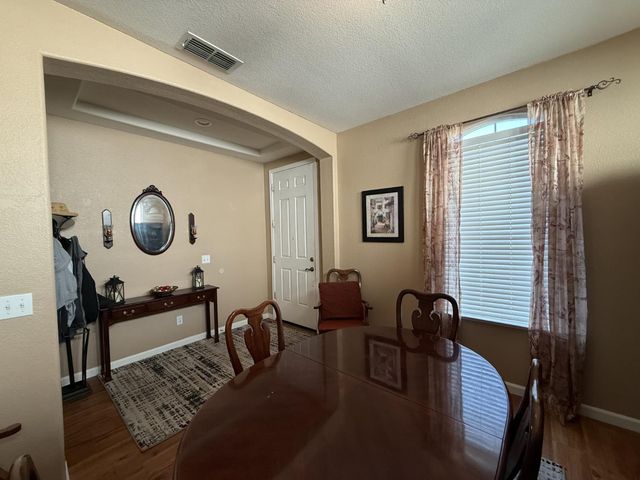 9785 Dartmoor Way, Elk Grove, CA 95757