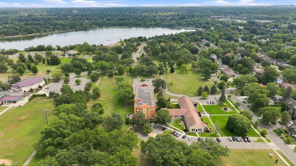 985 Ivy Avenue E, Saint Paul, MN 55106 — photo 3