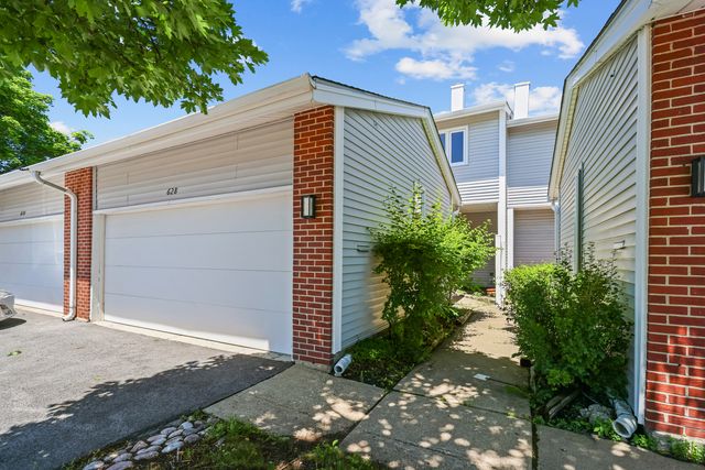 628 Martin Lane, Deerfield, IL 60015