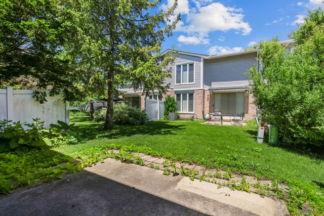 628 Martin Lane, Deerfield, IL 60015