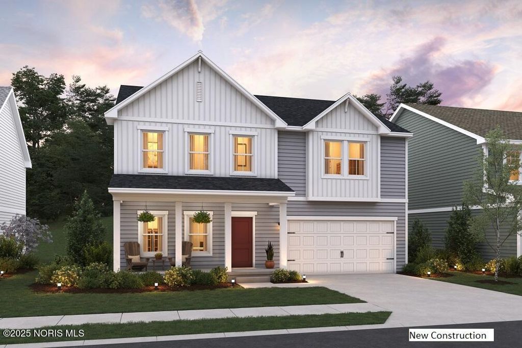 927 Darter Drive, Bowling Green, OH 43402