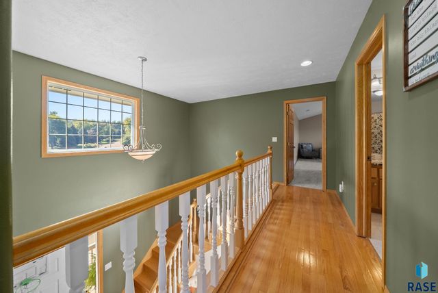 6910 E Split Rock Cir Circle, Sioux Falls, SD 57110