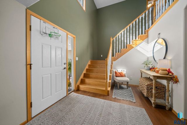 6910 E Split Rock Cir Circle, Sioux Falls, SD 57110