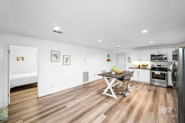 2221 Club House Drive, Lillian, AL 36549