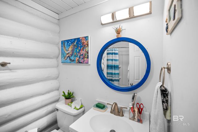 2221 Club House Drive, Lillian, AL 36549