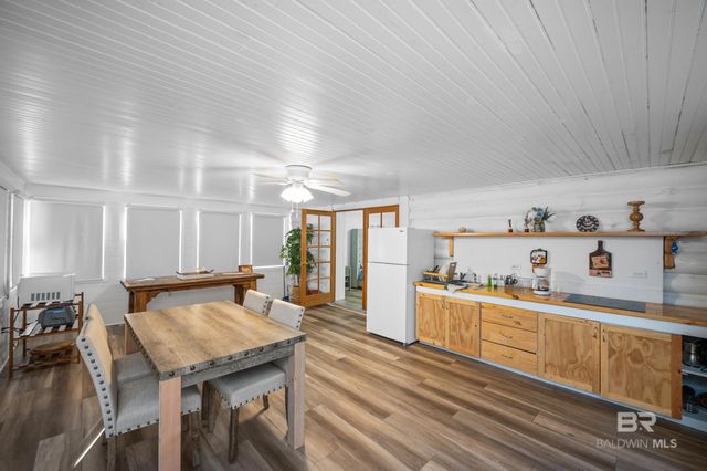 2221 Club House Drive, Lillian, AL 36549