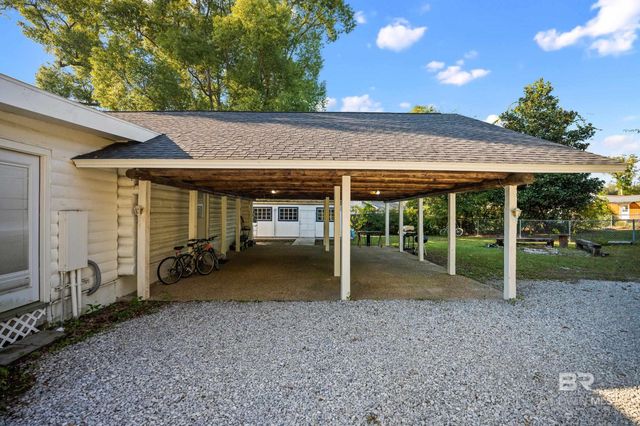 2221 Club House Drive, Lillian, AL 36549