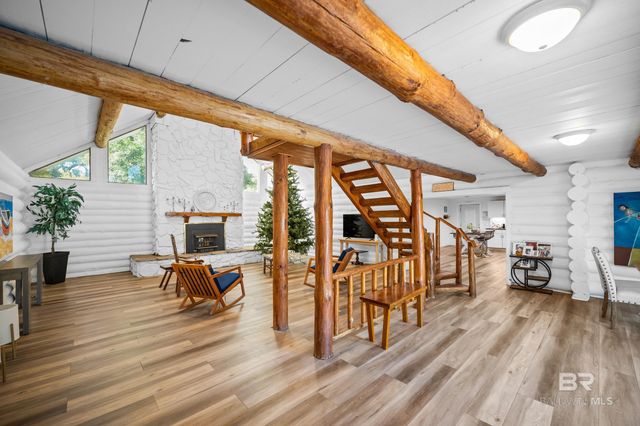 2221 Club House Drive, Lillian, AL 36549