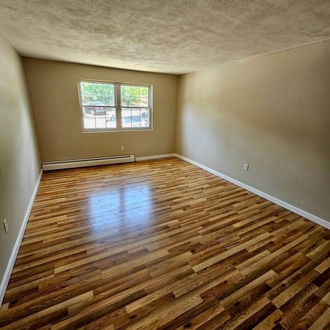 245 Boston Post Rd 7, Marlborough, MA 01752