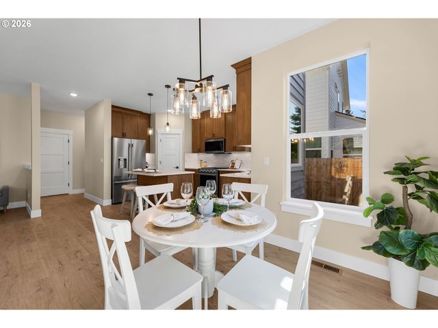 2308 Ne 94TH Ct, Vancouver, WA 98664