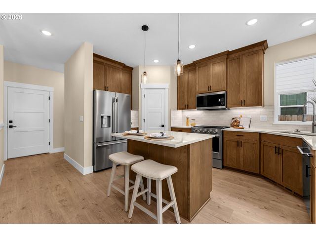 2308 Ne 94TH Ct, Vancouver, WA 98664