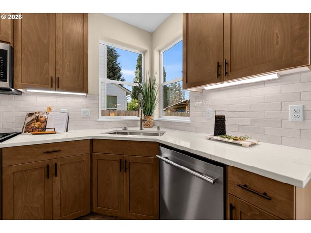 2308 Ne 94TH Ct, Vancouver, WA 98664
