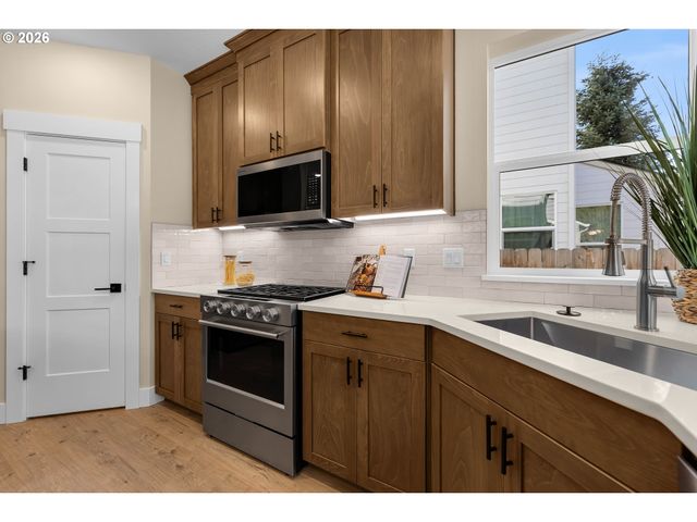 2308 Ne 94TH Ct, Vancouver, WA 98664