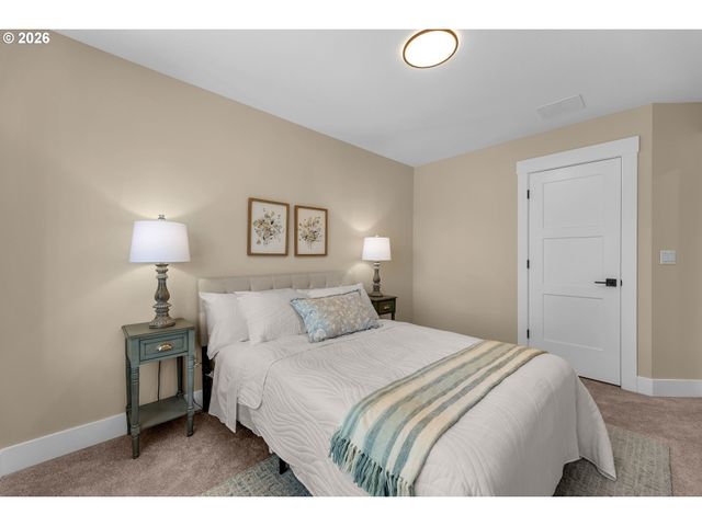2308 Ne 94TH Ct, Vancouver, WA 98664