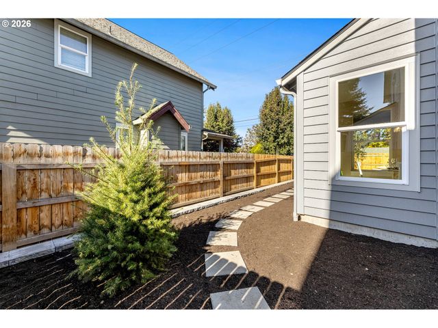 2308 Ne 94TH Ct, Vancouver, WA 98664