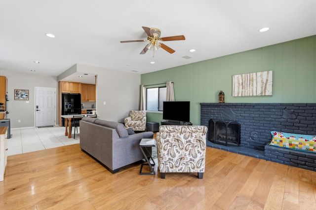 8530 Hayden Way, Fair Oaks, CA 95628