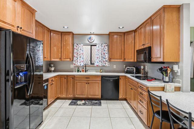 8530 Hayden Way, Fair Oaks, CA 95628